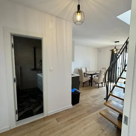 Apartment Nevia 1 Drasnice