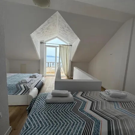 Apartment Nevia 1